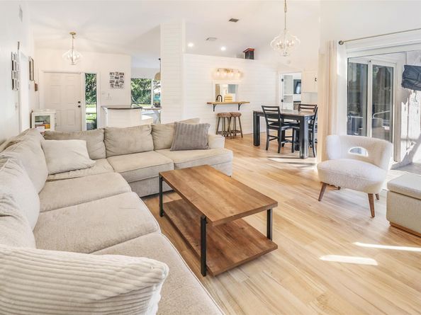 5164 NW 53rd Ave, Coconut Creek FL 33073