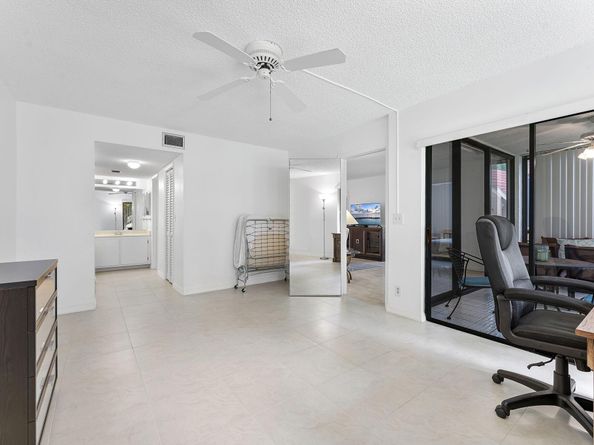 11234 Green Lake Drive 201, Boynton Beach FL 33437