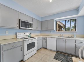 11234 Green Lake Drive 201, Boynton Beach FL 33437