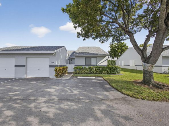 2641 Gately Drive W 2404, West Palm Beach FL 33415