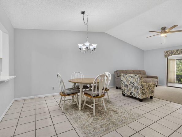 2641 Gately Drive W 2404, West Palm Beach FL 33415