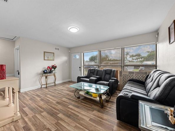 3925 Tuskegee Drive, Lake Worth FL 33462