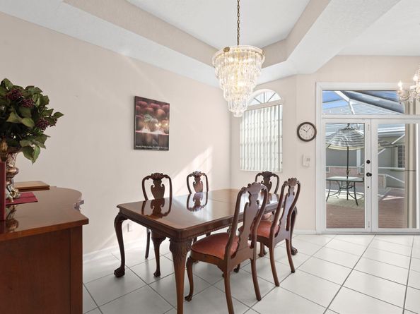 292 Canterbury Drive E, Palm Beach Gardens FL 33418