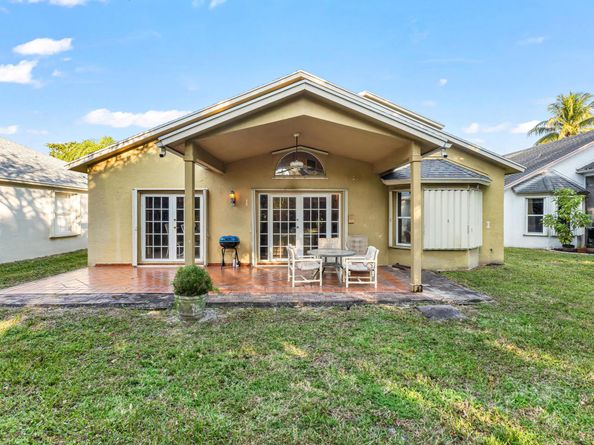 2224 Soundings Court, Greenacres FL 33413