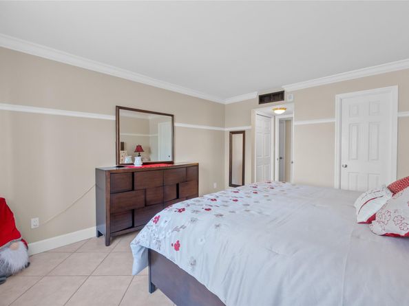 1849 S Ocean Dr 215, Hallandale Beach FL 33009