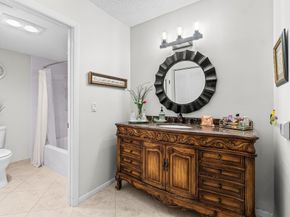 9285 Vista Del Lago D, Boca Raton FL 33428