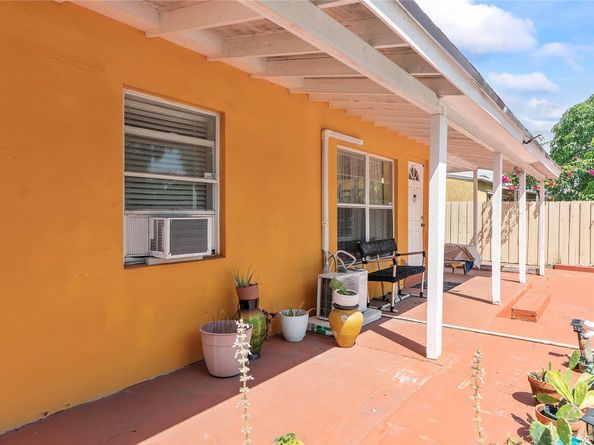 5161 N Andrews Ave, Fort Lauderdale FL 33309