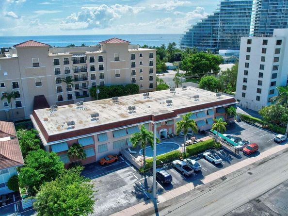 2400 NE 33rd Avenue 211, Fort Lauderdale FL 33305