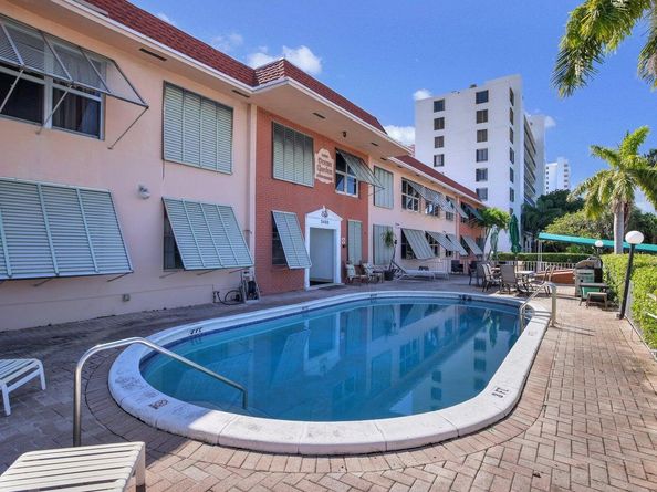 2400 NE 33rd Avenue 211, Fort Lauderdale FL 33305