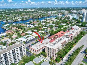 2400 NE 33rd Avenue 211, Fort Lauderdale FL 33305