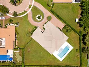 5202 S Sterling Ranch Circle, Davie FL 33314