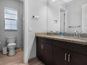 5202 S Sterling Ranch Circle, Davie FL 33314