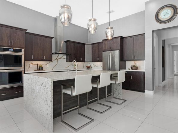 5202 S Sterling Ranch Circle, Davie FL 33314