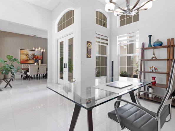5202 S Sterling Ranch Circle, Davie FL 33314