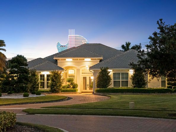 5202 S Sterling Ranch Circle, Davie FL 33314