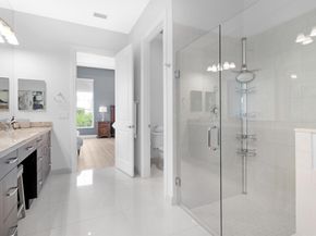 5202 S Sterling Ranch Circle, Davie FL 33314