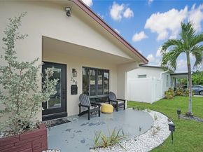 260 NE 51st Ct, Oakland Park FL 33334