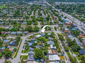 260 NE 51st Ct, Oakland Park FL 33334