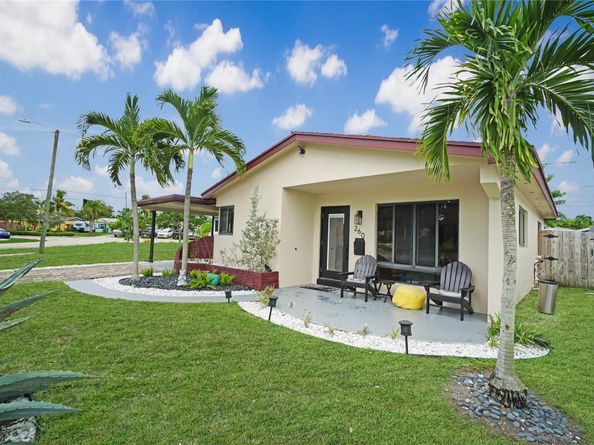 260 NE 51st Ct, Oakland Park FL 33334
