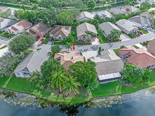136 Caribe Court, Greenacres FL 33413