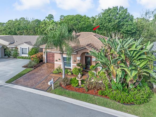 136 Caribe Court, Greenacres FL 33413
