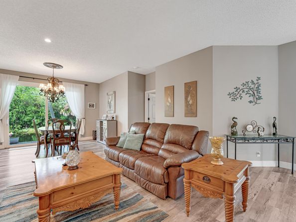 136 Caribe Court, Greenacres FL 33413