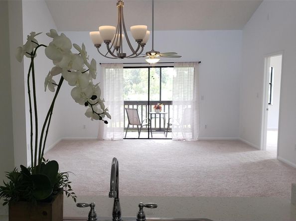 1210 Lakeview Drive E, Royal Palm Beach FL 33411