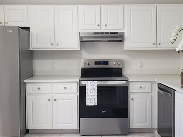 1210 Lakeview Drive E, Royal Palm Beach FL 33411