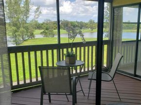 1210 Lakeview Drive E, Royal Palm Beach FL 33411