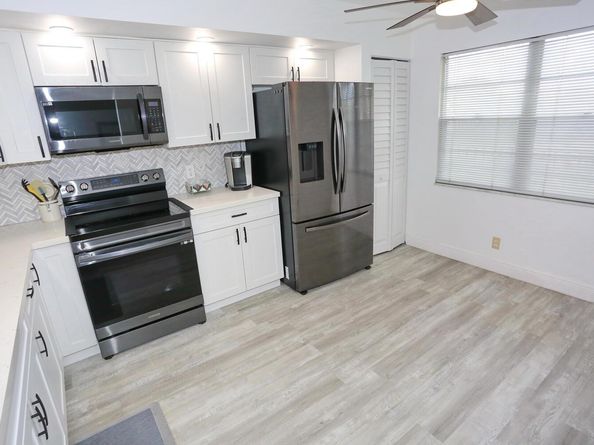 13001 SW 11th Ct 307, Hollywood FL 33027