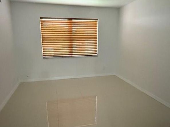 9660 Sunrise Lakes Blvd 306, Sunrise FL 33322