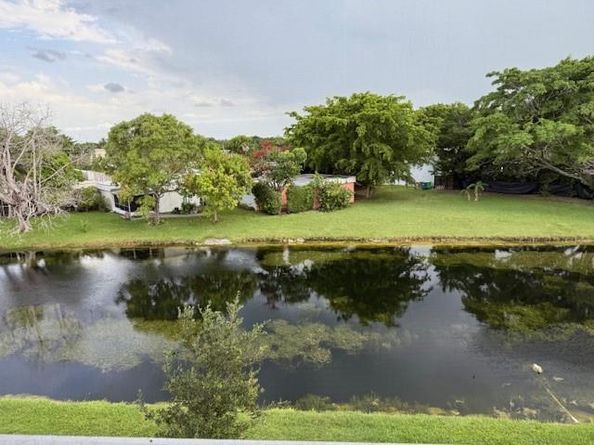 9660 Sunrise Lakes Blvd 306, Sunrise FL 33322