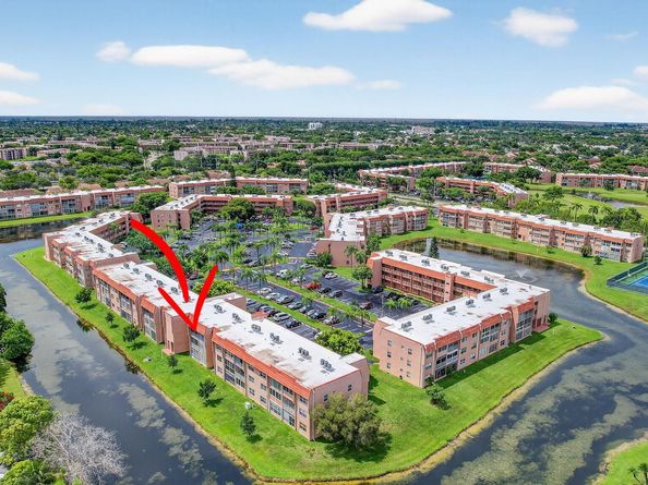 9660 Sunrise Lakes Blvd 306, Sunrise FL 33322