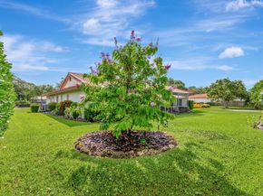 10072 Ramblewood Dr, Coral Springs FL 33071
