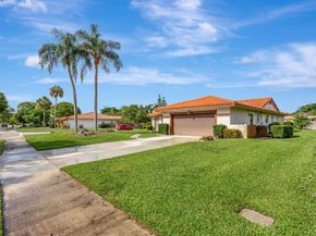 10072 Ramblewood Dr, Coral Springs FL 33071