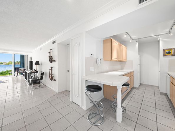 2190 Ibis Isle Road 2, Palm Beach FL 33480