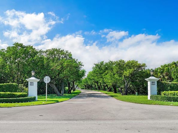 2190 Ibis Isle Road 2, Palm Beach FL 33480