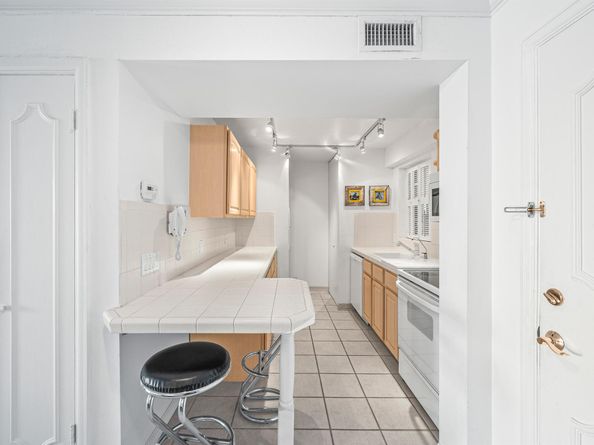 2190 Ibis Isle Road 2, Palm Beach FL 33480