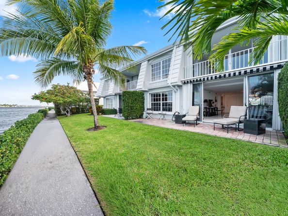 2190 Ibis Isle Road 2, Palm Beach FL 33480
