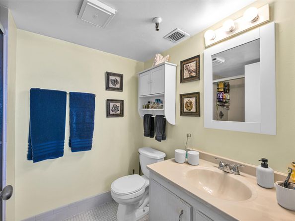 4570 NW 18th Ave 604, Deerfield Beach FL 33064
