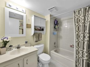 4570 NW 18th Ave 604, Deerfield Beach FL 33064