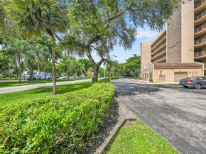 4570 NW 18th Ave 604, Deerfield Beach FL 33064