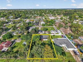 3582 Davis Road, Palm Springs FL 33461