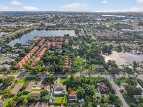 3582 Davis Road, Palm Springs FL 33461