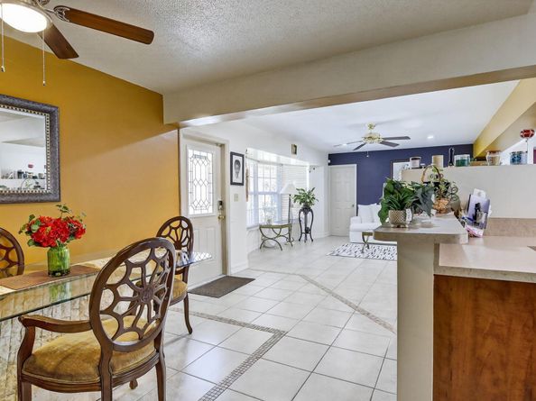 202 SW 52nd Avenue, Plantation FL 33317