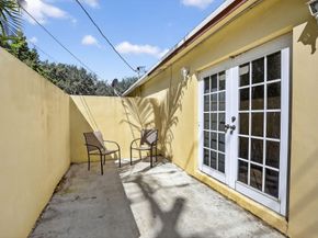 202 SW 52nd Avenue, Plantation FL 33317