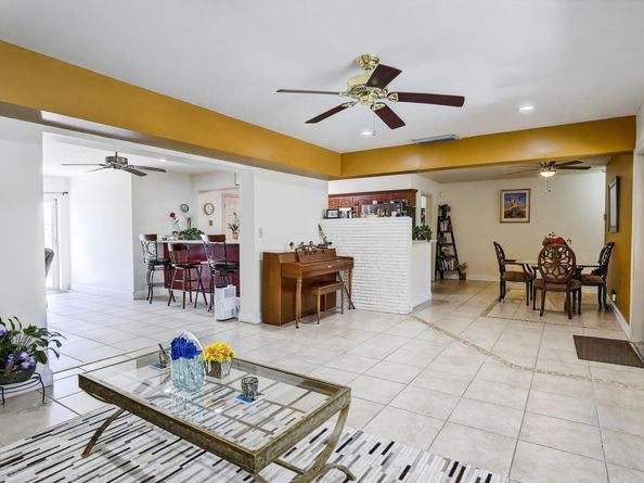 202 SW 52nd Avenue, Plantation FL 33317