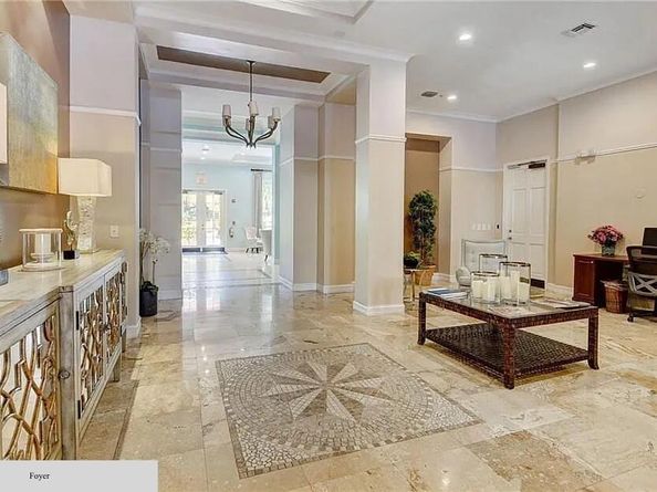 630 S Sapodilla Avenue 308, West Palm Beach FL 33401