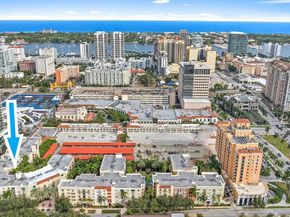 630 S Sapodilla Avenue 308, West Palm Beach FL 33401