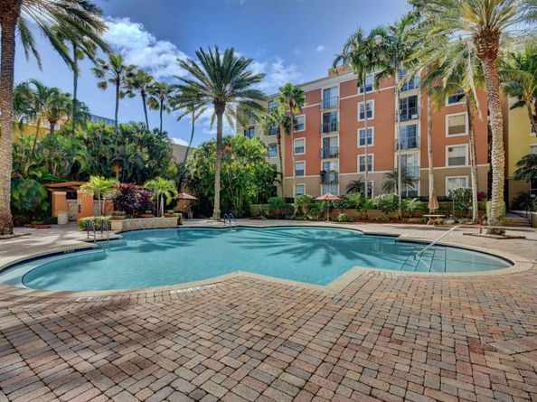 630 S Sapodilla Avenue 308, West Palm Beach FL 33401